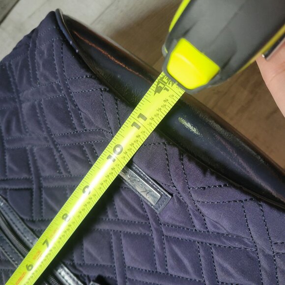 Vera Bradley Quilted Navy Hobo Shoulder Bag With Front Zipper Pocket & Adjustabl - Picture 8 of 10